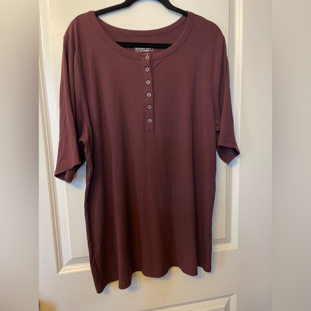 torrid Mauve Ribbed Henley 3/4 Sleeve Tee